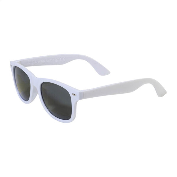 Uluwatu Okulary przeciwsłoneczne RPET - biały / AP808274-01 Uluwatu Okulary przeciwsłoneczne RPET - biały / AP808274-01