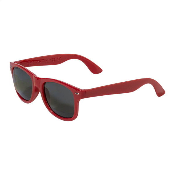 Uluwatu Okulary przeciwsłoneczne RPET - czerwony / AP808274-05 Uluwatu Okulary przeciwsłoneczne RPET - czerwony / AP808274-05
