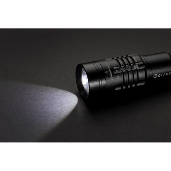 Latarka Gear X, ładowana przez USB - czarny