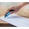 Nóż do tapet z mechanizmem zabezpieczającym Nóż do tapet z mechanizmem zabezpieczającym